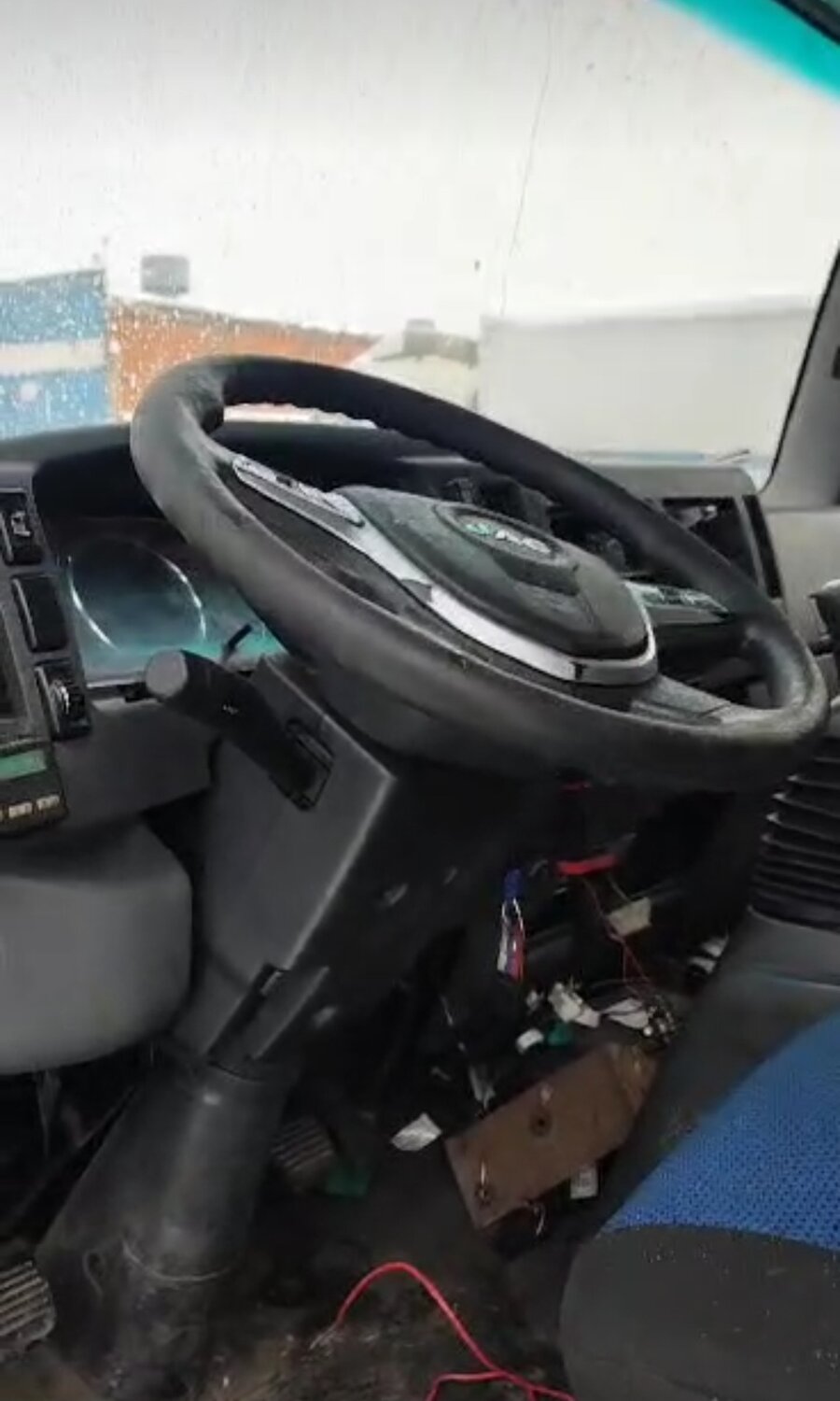 панель на исузу эльф 250, isuzu elf 1996 салон, автомобиль, ниссан атлас 1997 салон, chevrolet damas