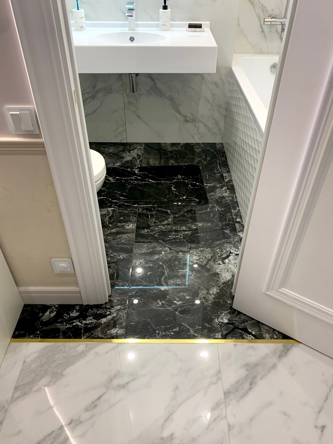 мрамор на пол, мраморный пол, пол из мрамора, черный мрамор, мрамор