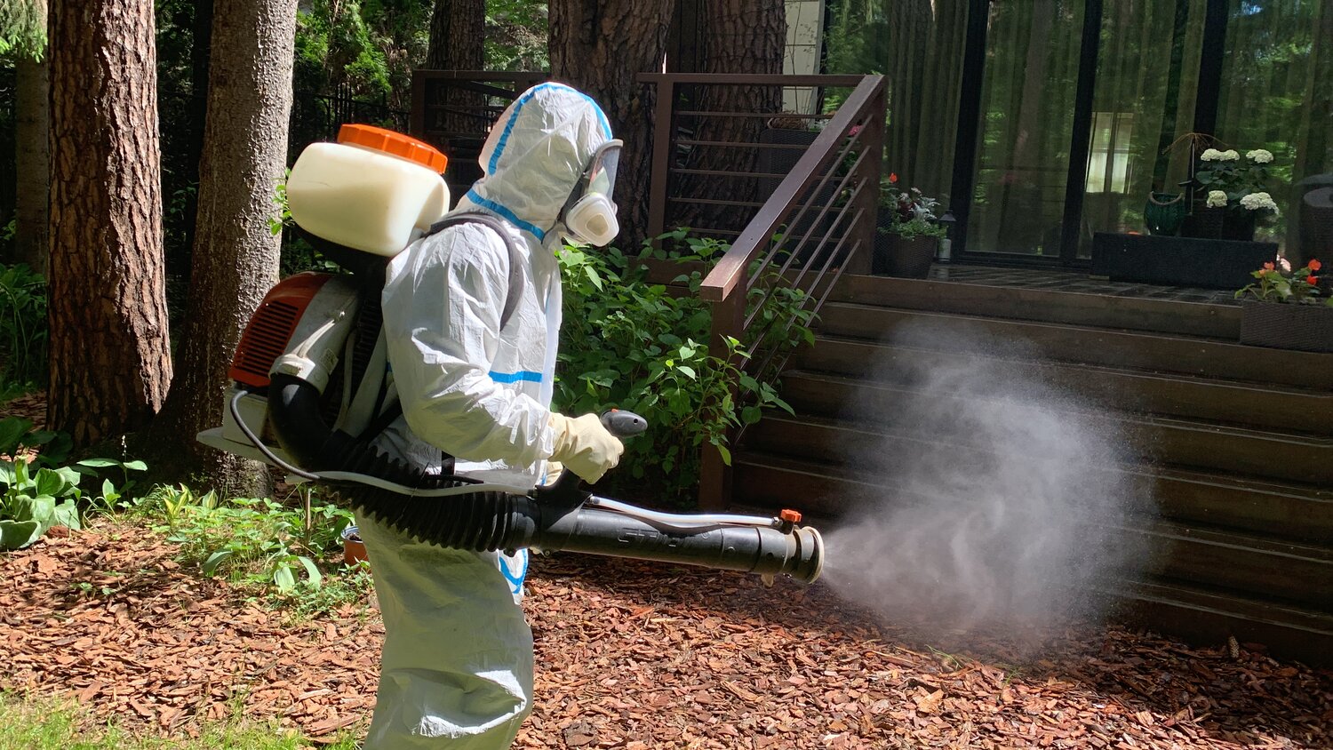 дезинсекция, акарицидная обработка, обработка от комаров, дезинфекция, обработка от клещей