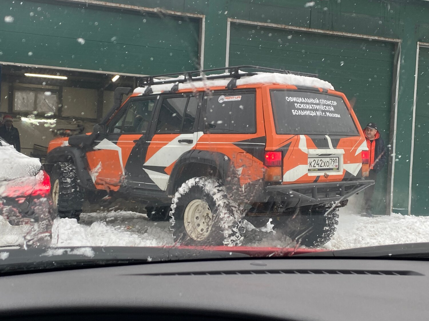 nissan patrol, land rover, land rover discovery 4, nissan patrol y 61, land rover discovery