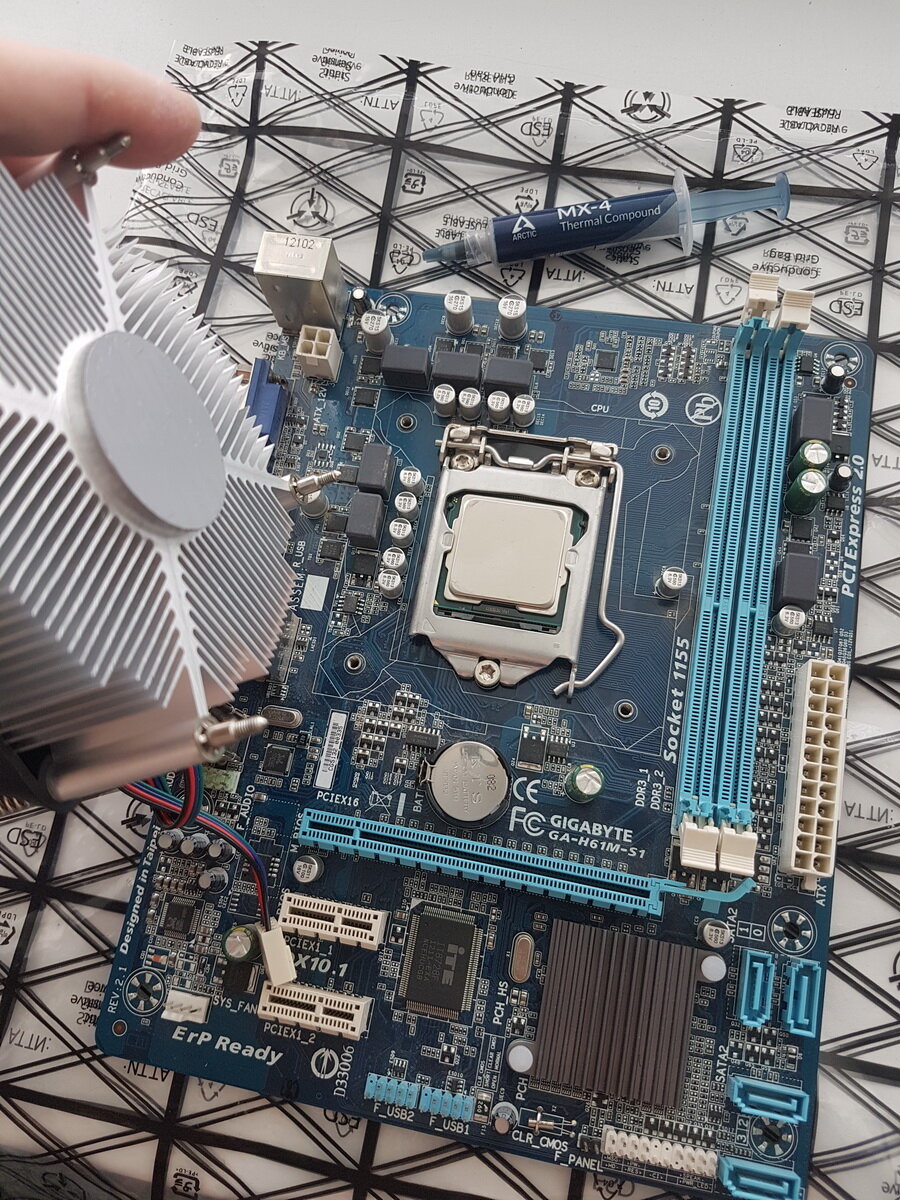 материнская плата gigabyte, электроника, gigabyte ga h 61 m s 2 pv, компьютерная техника, материнка gigabyte h61m s2 b3