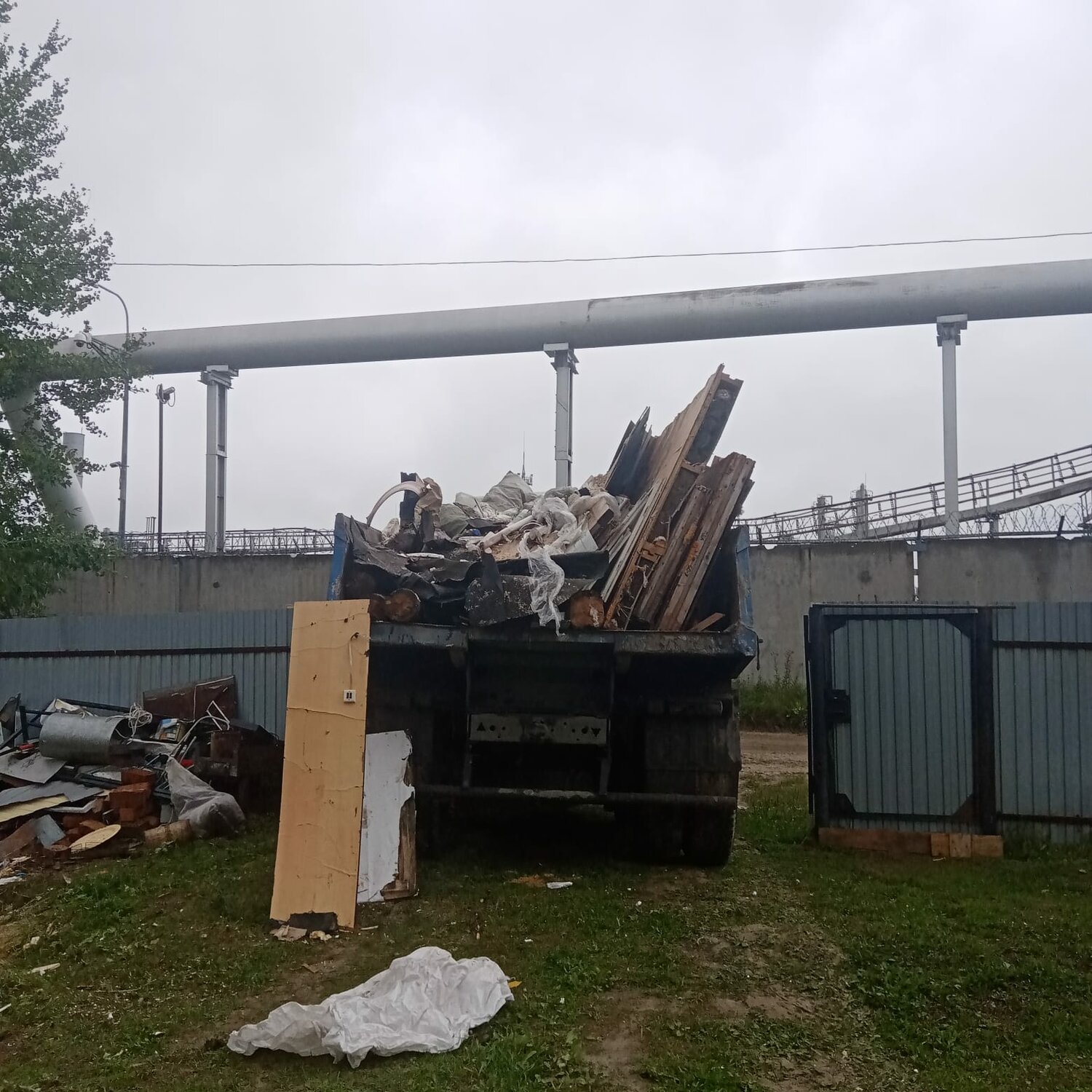 вывоз металлолома, металлолом, пункт приема металлолома, строительный мусор, втормет участки