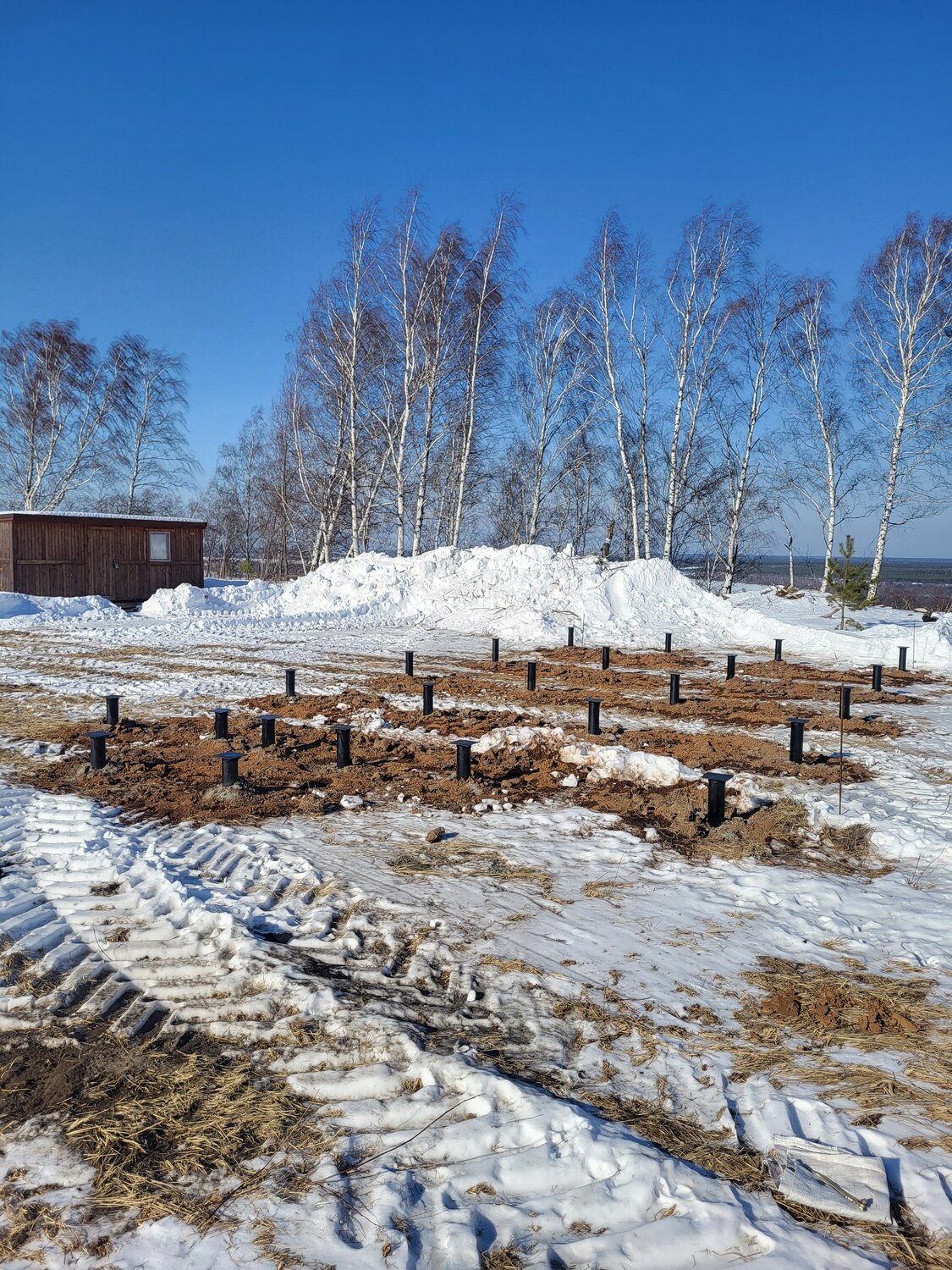 забор на винтовых сваях зимой, участок, фундамент на жб сваях, село, урдома