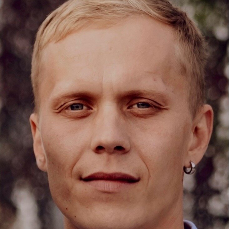 Дмитрий Фролов