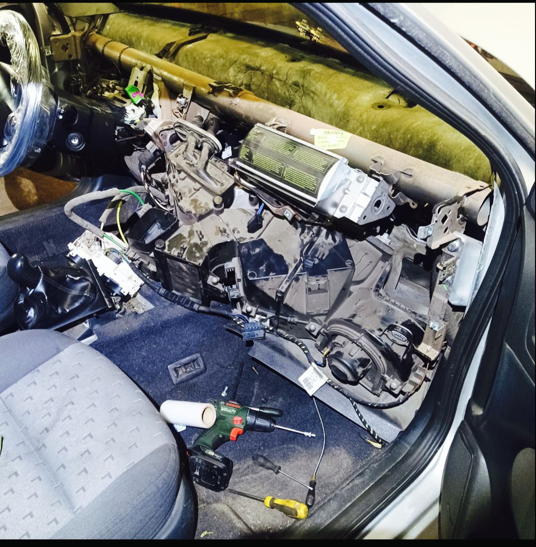 замена радиатора печки, замена радиатора печки тойота пробокс, чистка радиатора печки toyota regius, радиатор печки тойота королла 150 кузов, печка тойота королла 150