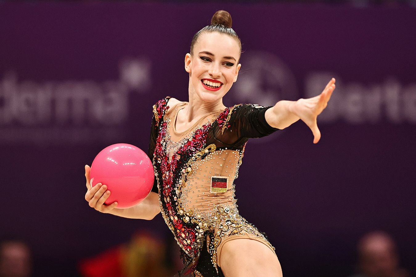 чемпионат мира по художественной гимнастике 2023, дарья варфоломеев художественная гимнастика, девушка, адилханова алина художественная гимнастика, гимнастика