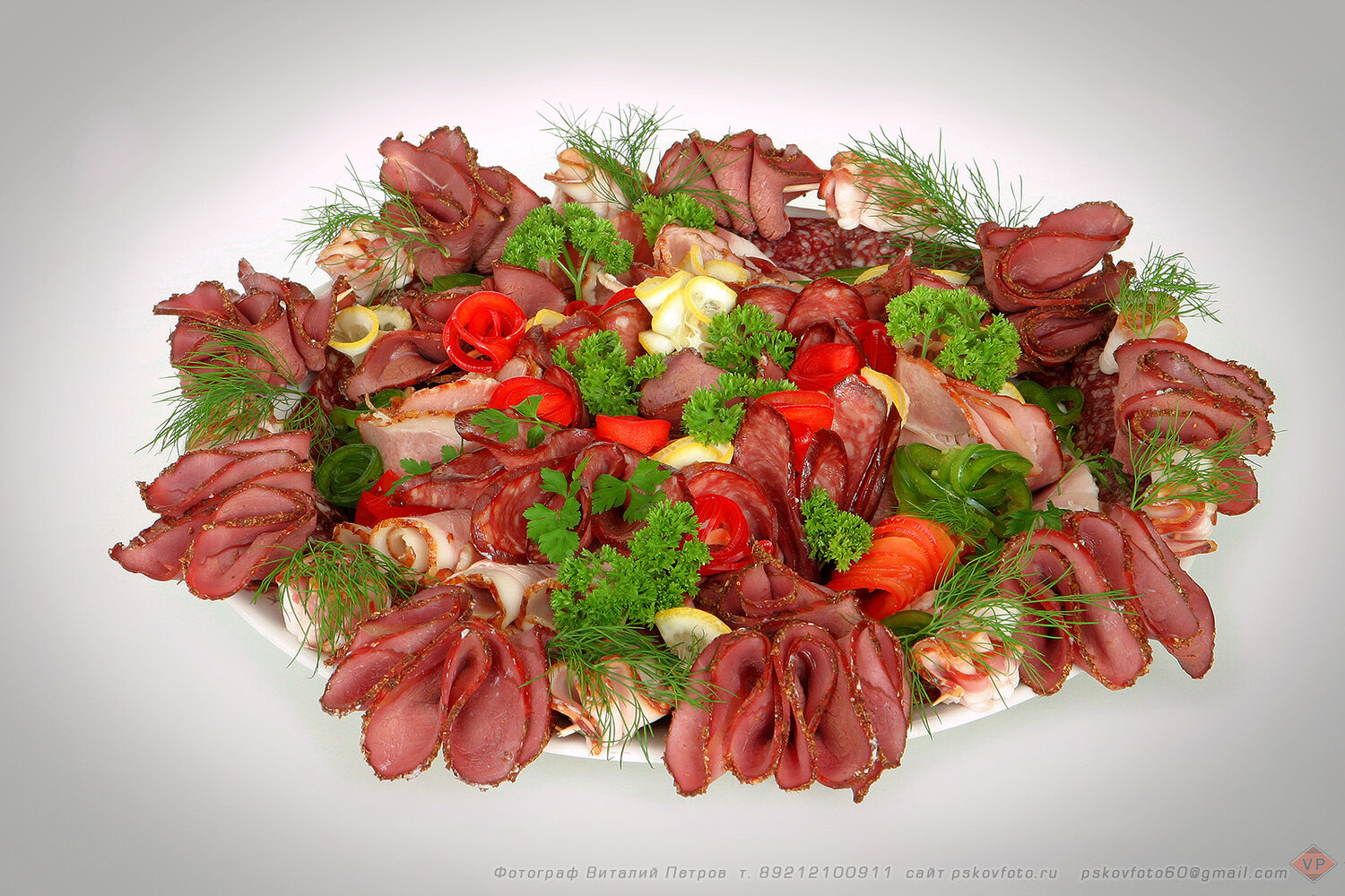 красивая мясная нарезка, мясная нарезка, мясное ассорти, мясная нарезка на праздничный стол, красивая нарезка колбасы