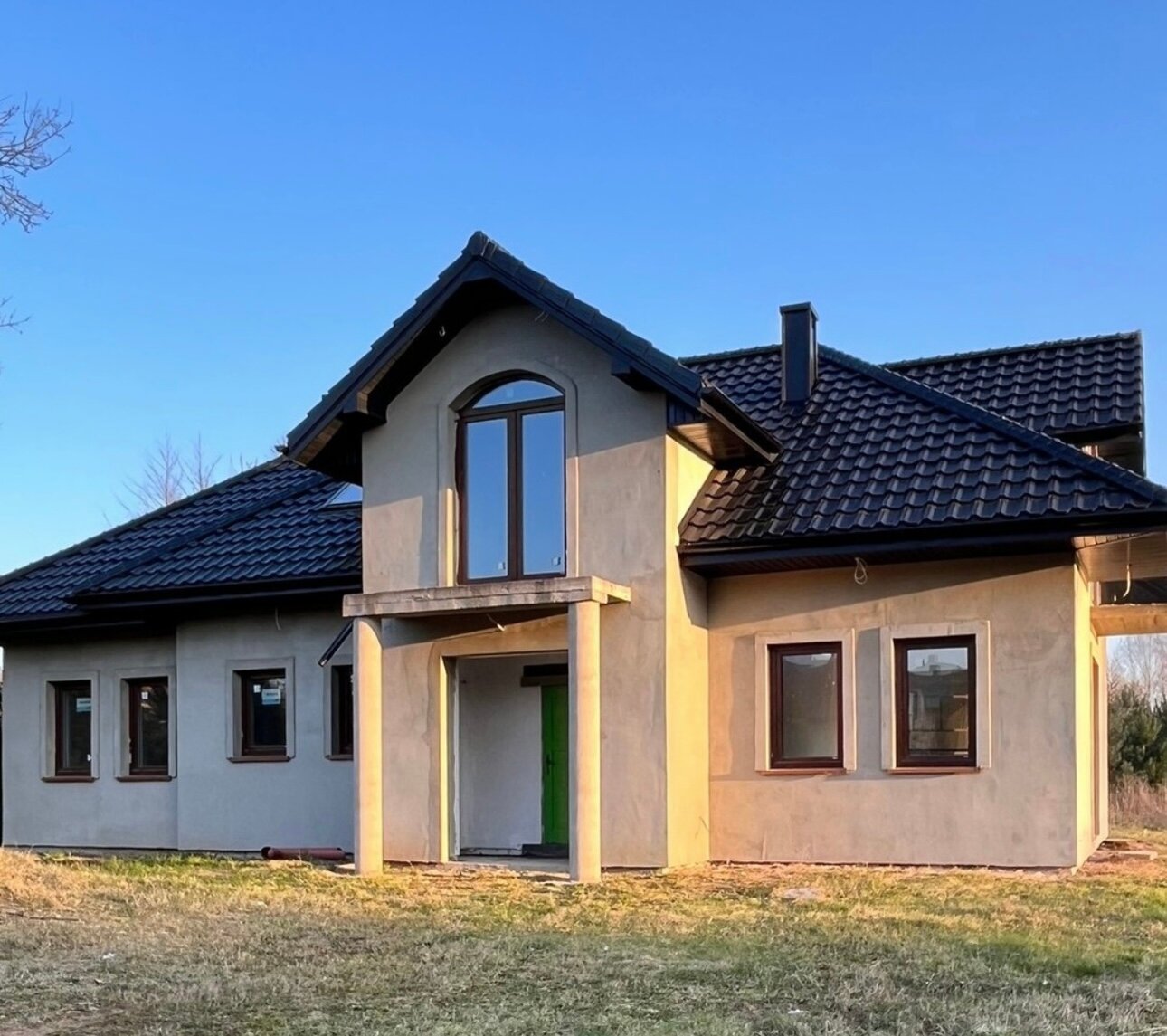 фасад дом, фасад сенерджи, красивые крыши частных домов, коттедж, дом в