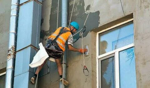 герметизация межпанельных швов, герметизация швов в панельном доме, ремонт фасада, фасадные работы, теплоизоляция межпанельных швов