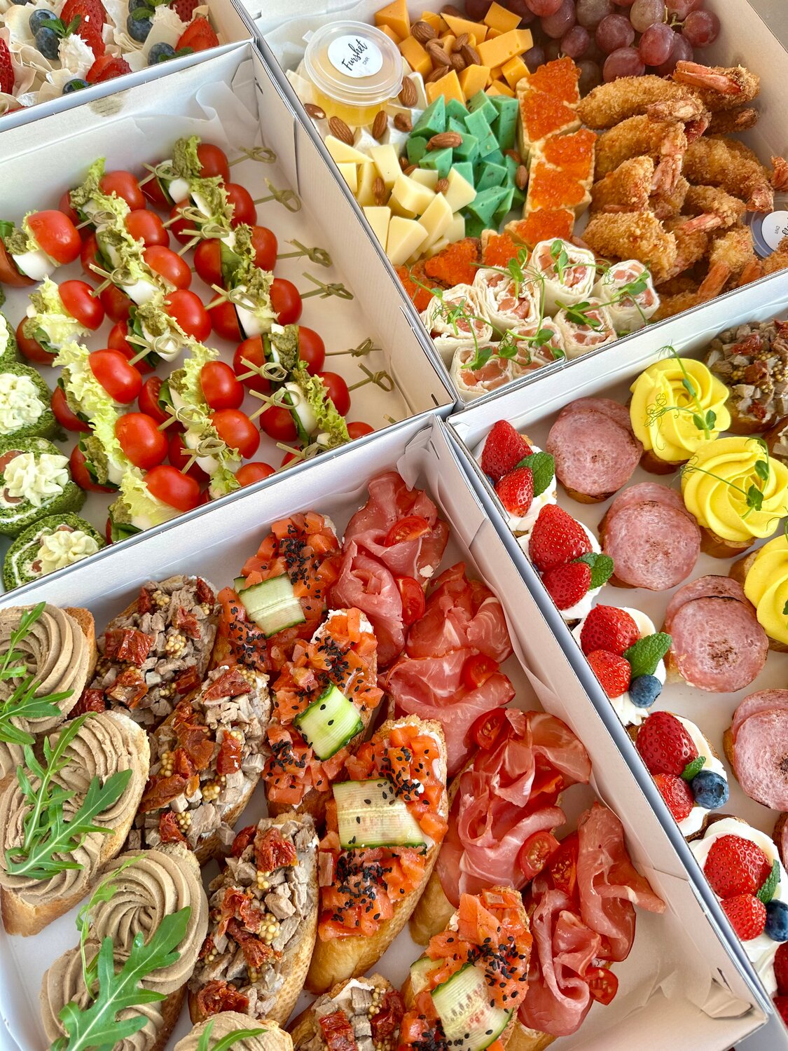 фуршет закуска, кейтеринг закуски, фуршет бокс, фуршет кейтеринг, фуршетная закуска