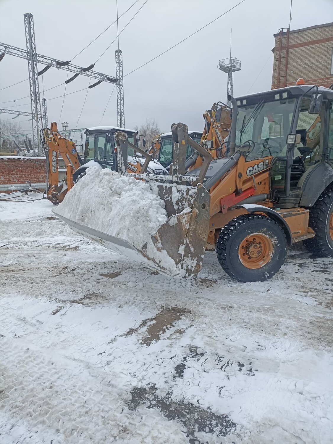 jcb 3cx уборка снега, аренда экскаватора погрузчика, уборка снега, услуги экскаватора погрузчика, вывоз снега