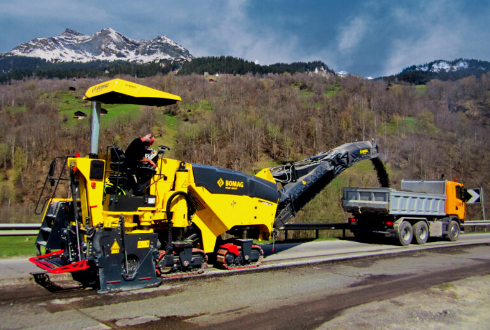 Аренда дорожного фреза: BOMAG BM 1000-30-2 Масса 10000