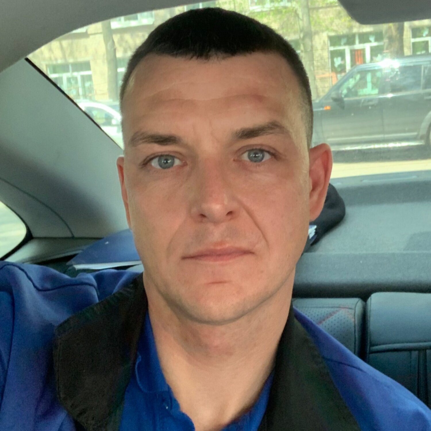 Андрей Константинов