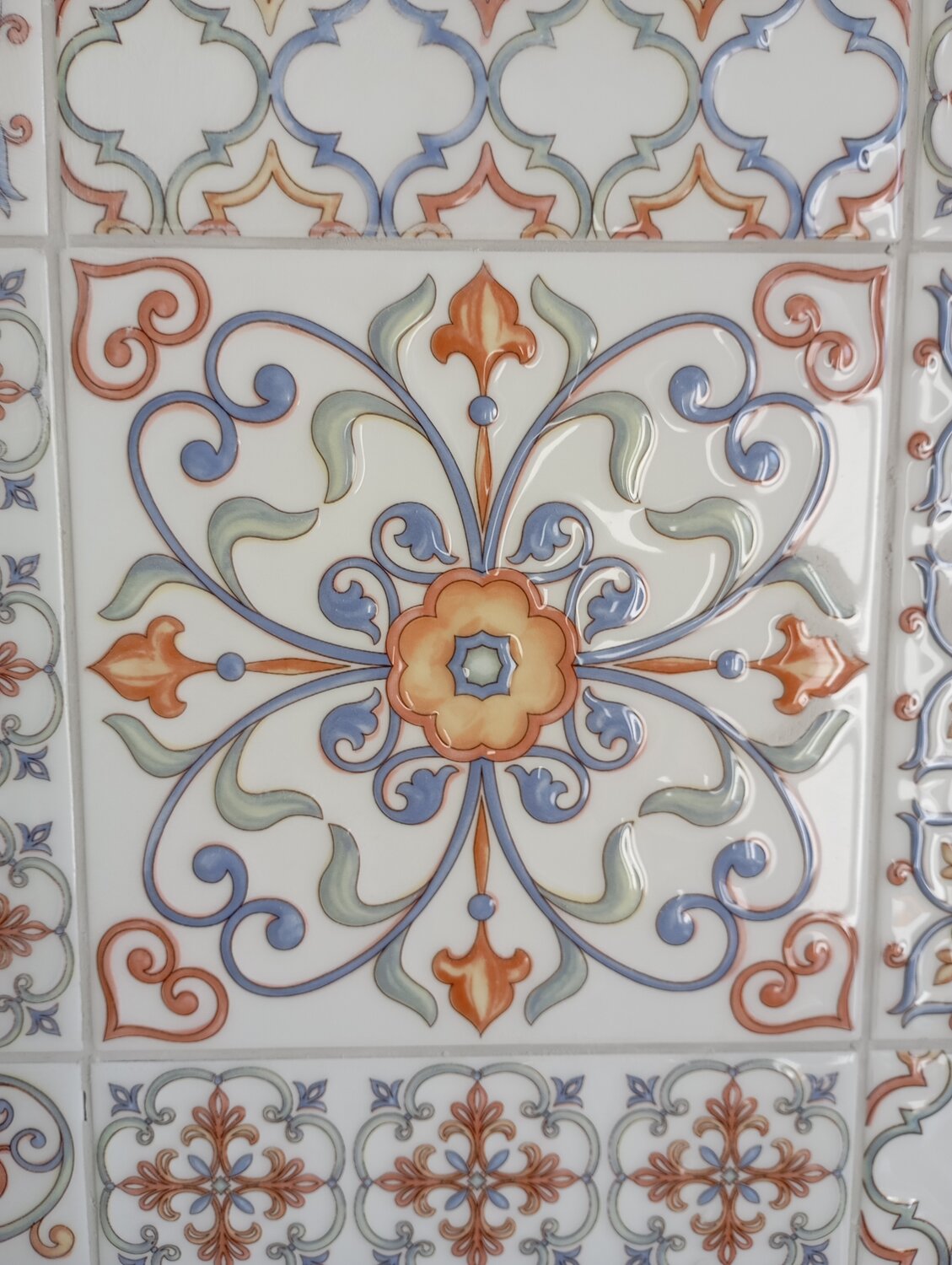 керамическая плитка kerama marazzi суррей, керамическая плитка kerama marazzi 5227 суррей, плитка kerama marazzi суррей, декор kerama marazzi виченца майолика, плитка настенная kerama marazzi суррей