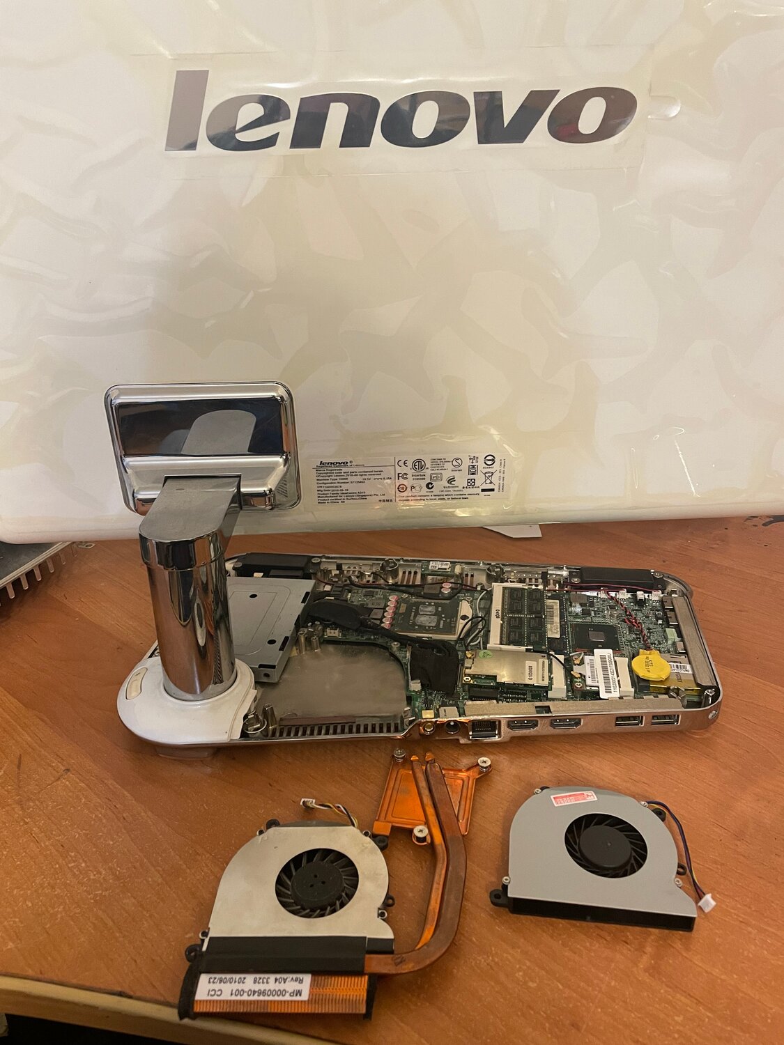 lenovo ideacentre 310, lenovo, апгрейд ноутбука, lenovo ideacentre, разобранный ноутбук
