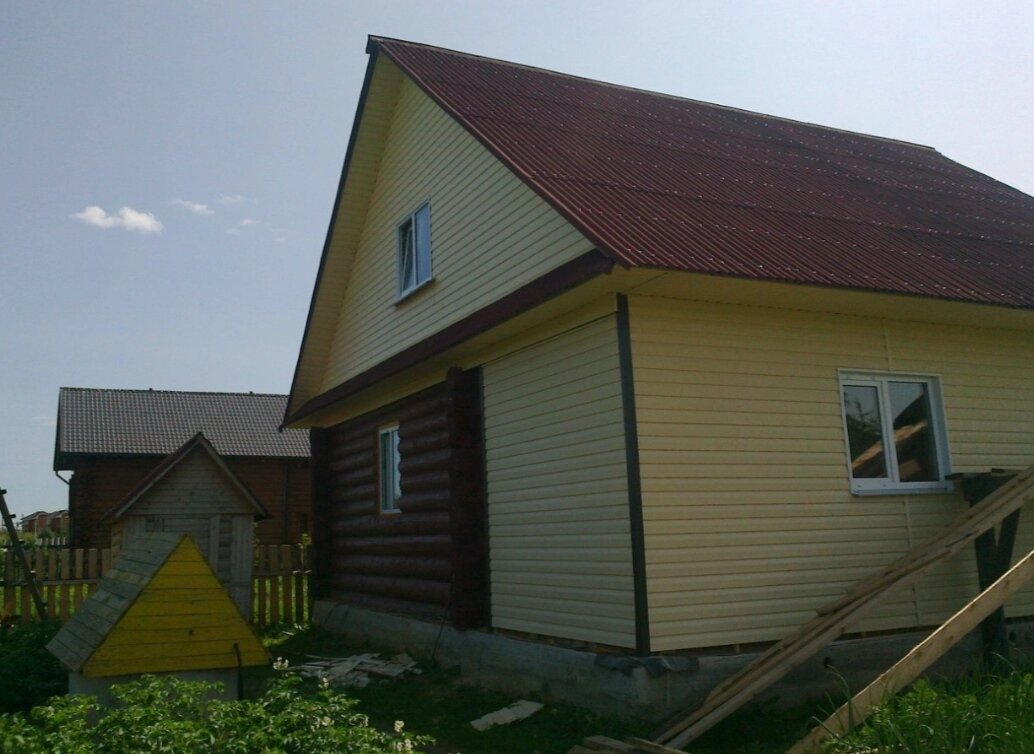 сайдинг, дачный домик, красный сайдинг, дом дача, дачный дом