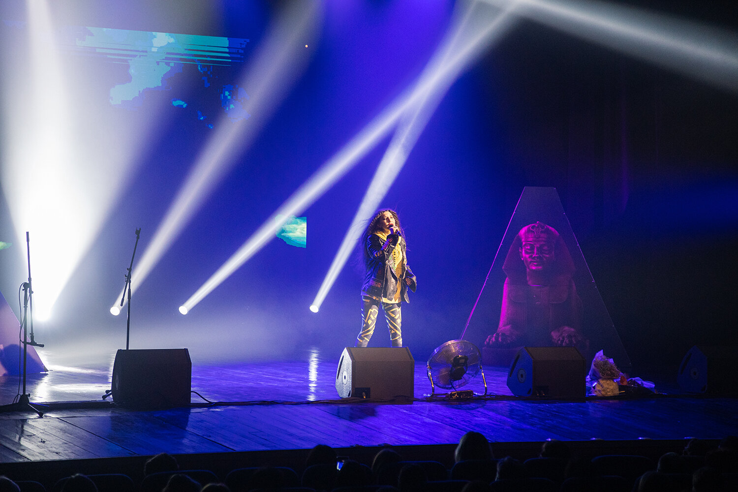темнота, 30 seconds to mars клипы, концерт, tour legacy, heaven тина кароль