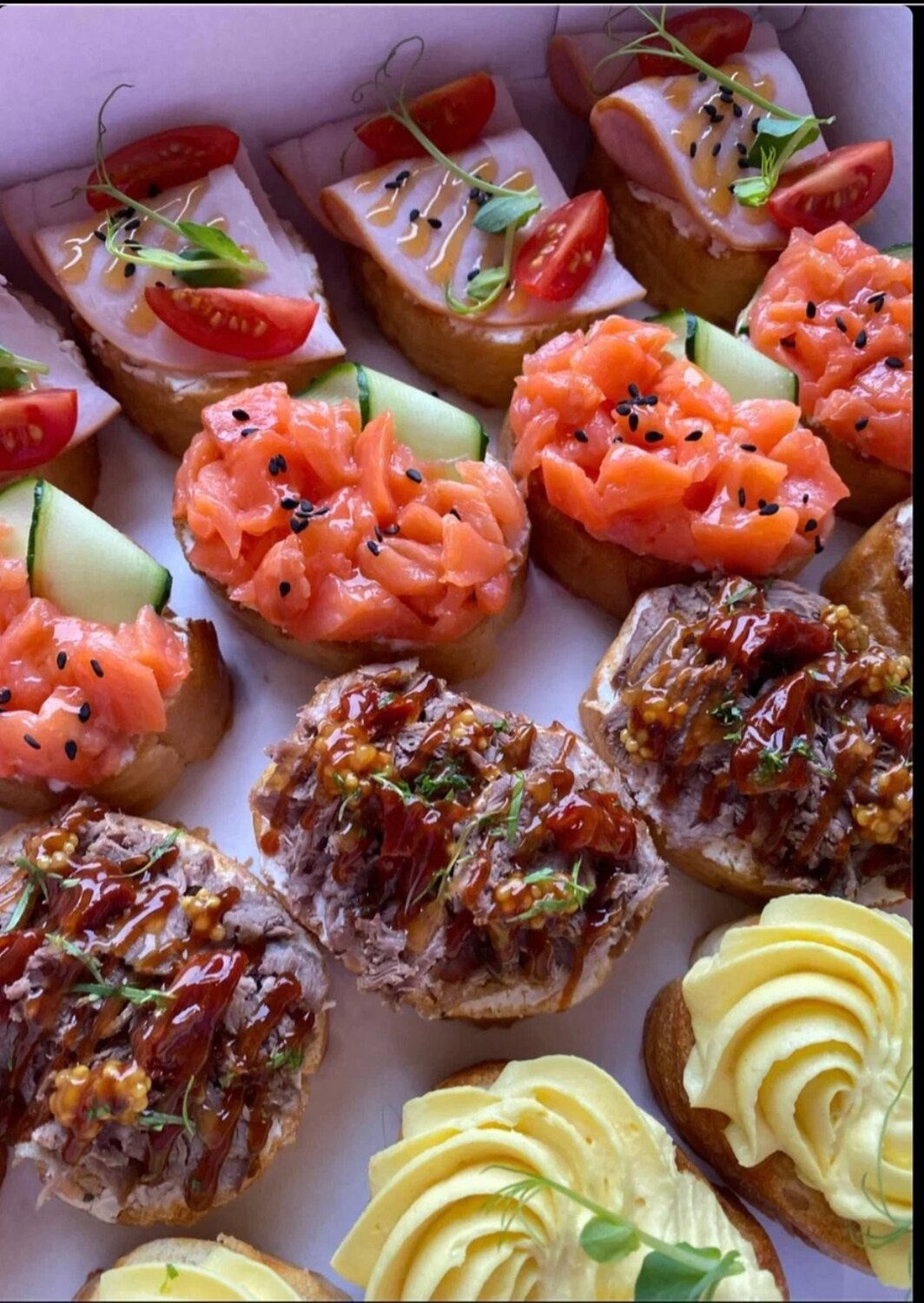 брускетта, закуски, брускетта с томатами, итальянские закуски, еда