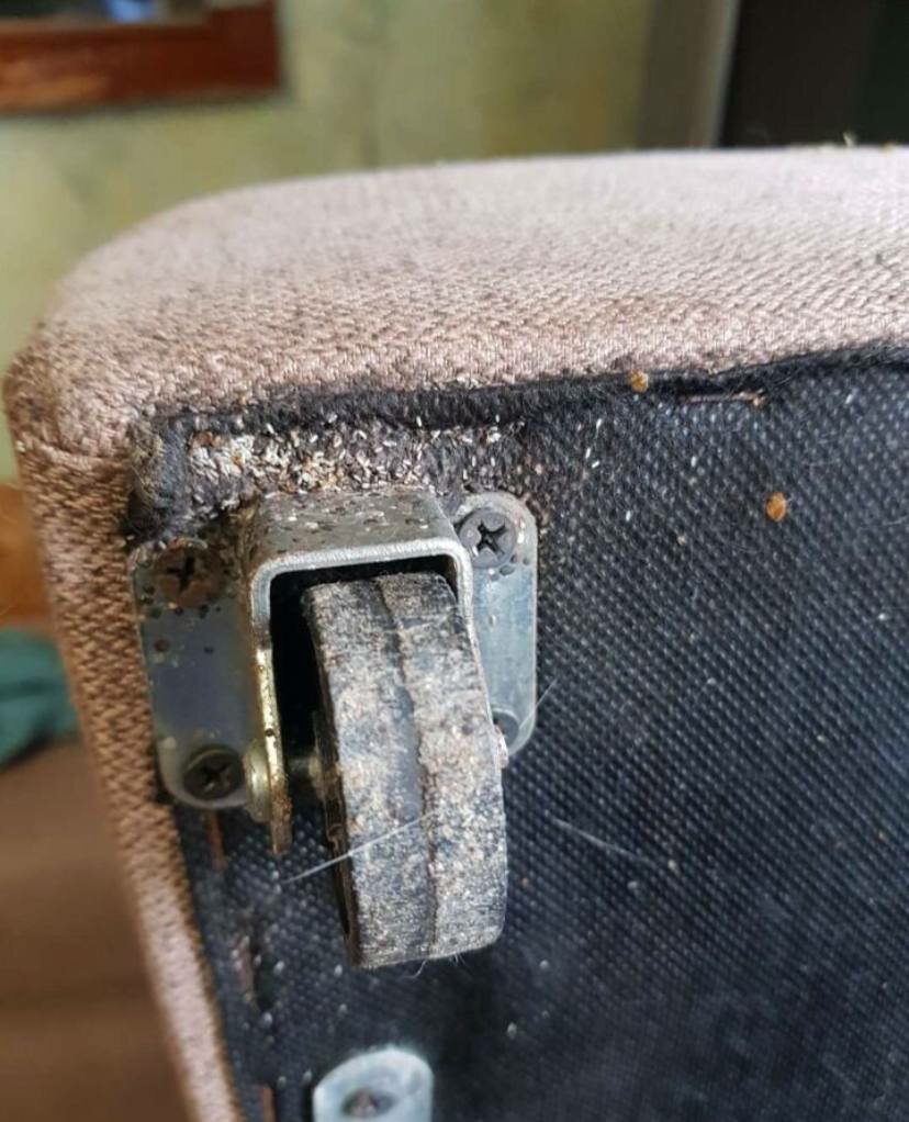 старый чемодан, чемодан, чемодан старинный, чемодан советский, механизмы диванов