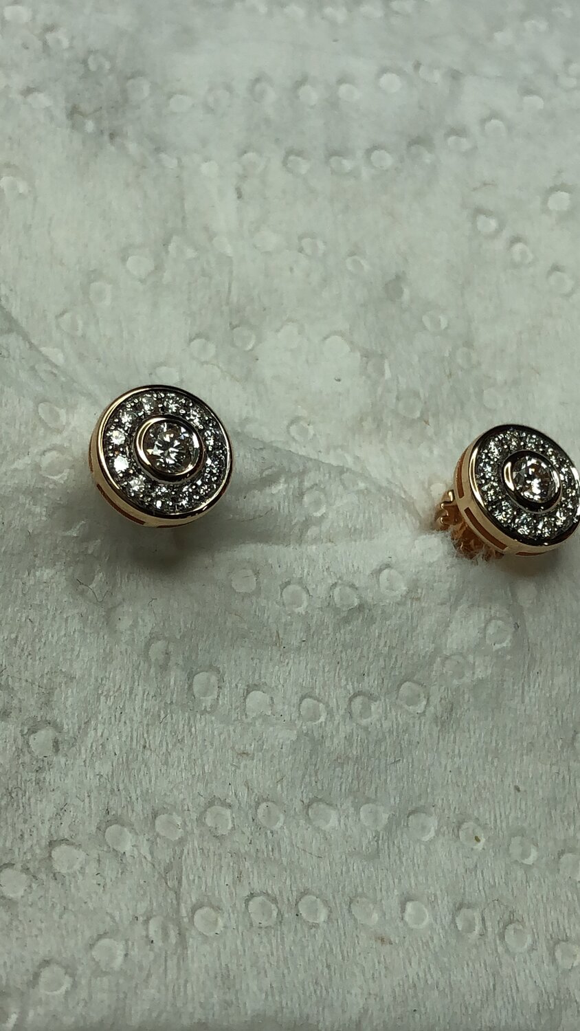 элегантные серьги, ювелирные изделия, ювелирные украшения серьги, серьги булгари, серьги пусеты