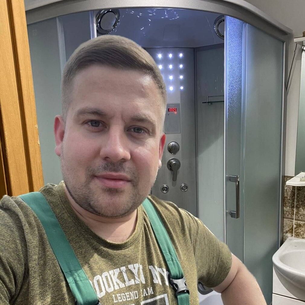 Артем Лобов