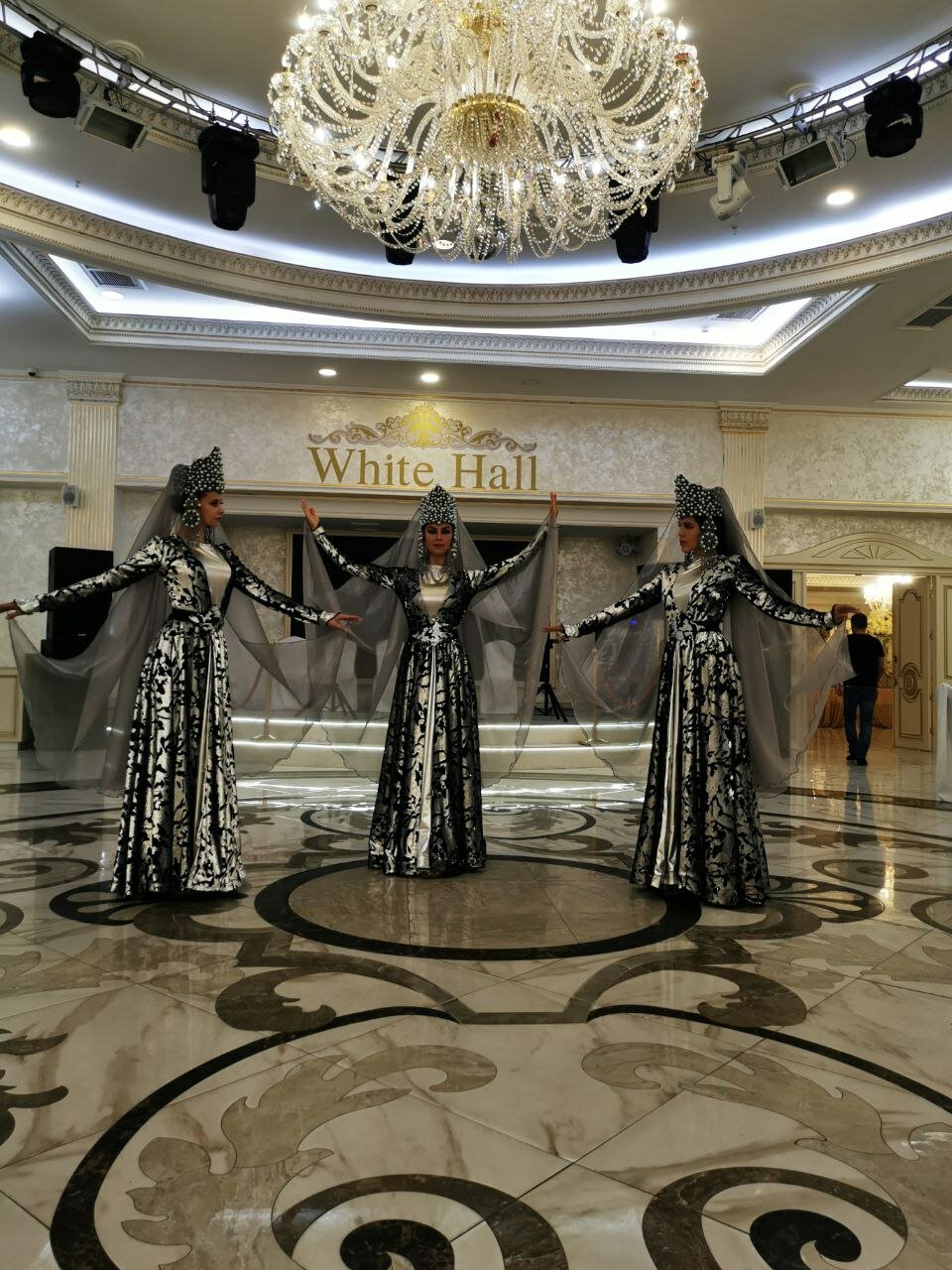 девушка, банкетный зал, зал, красивые чеченки, город грозный