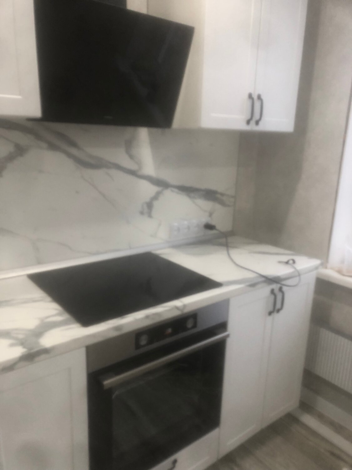 интерьер кухни, готовые кухни, кухня, кухня со столом, кухня прямая