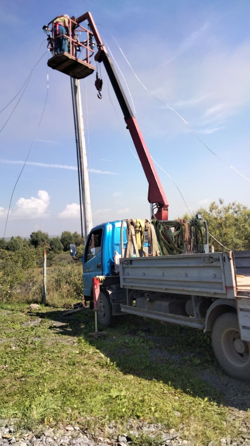 кму манипулятор, краны манипуляторы, манипулятор, hino ranger 2010 кран манипулятор, автовышка 17 метров, автовышка хендай horyong21 метр