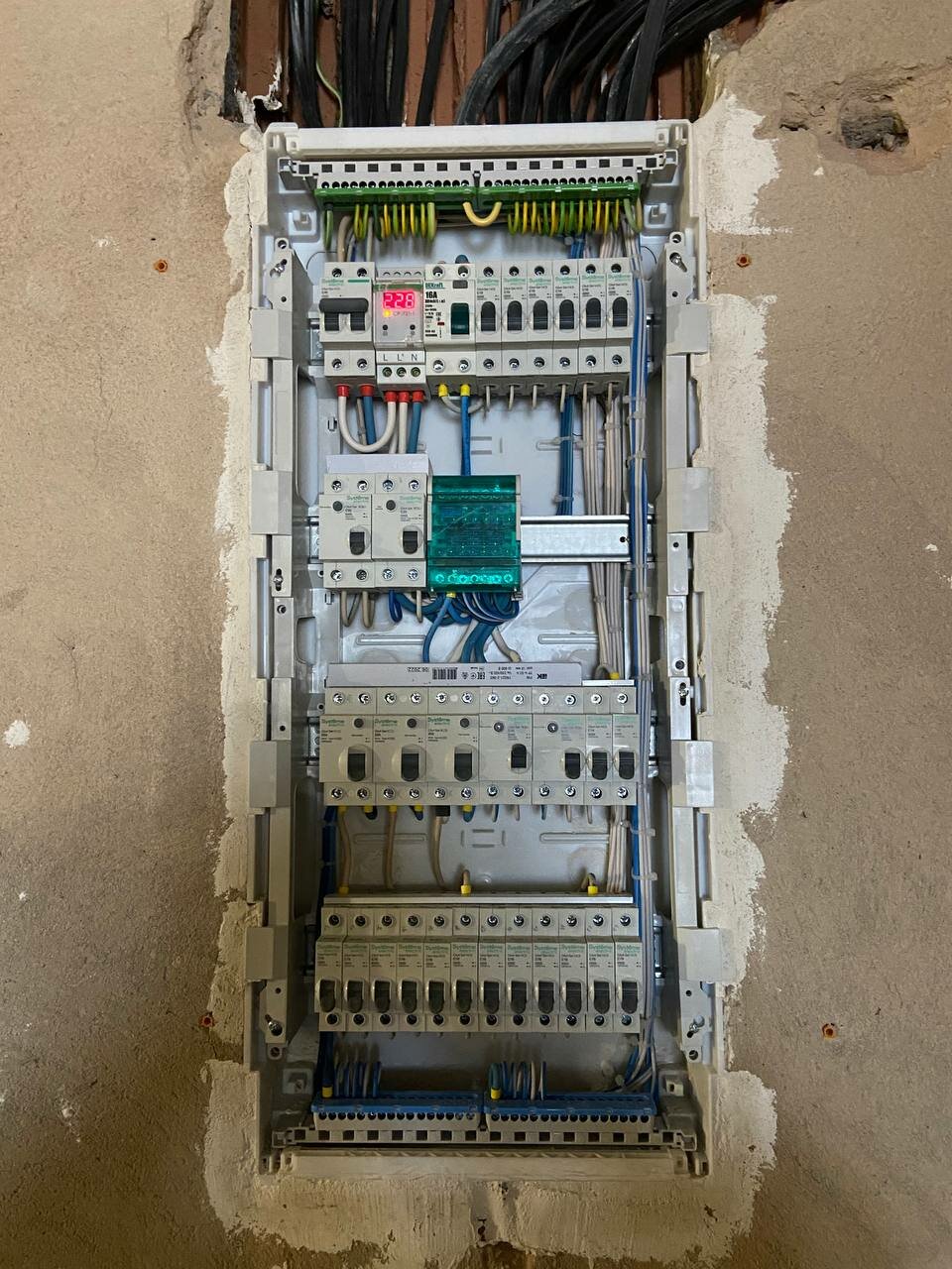 монтаж электрощита, сборка электрощита, электрощит, монтаж электрощита abb, электрощит в доме