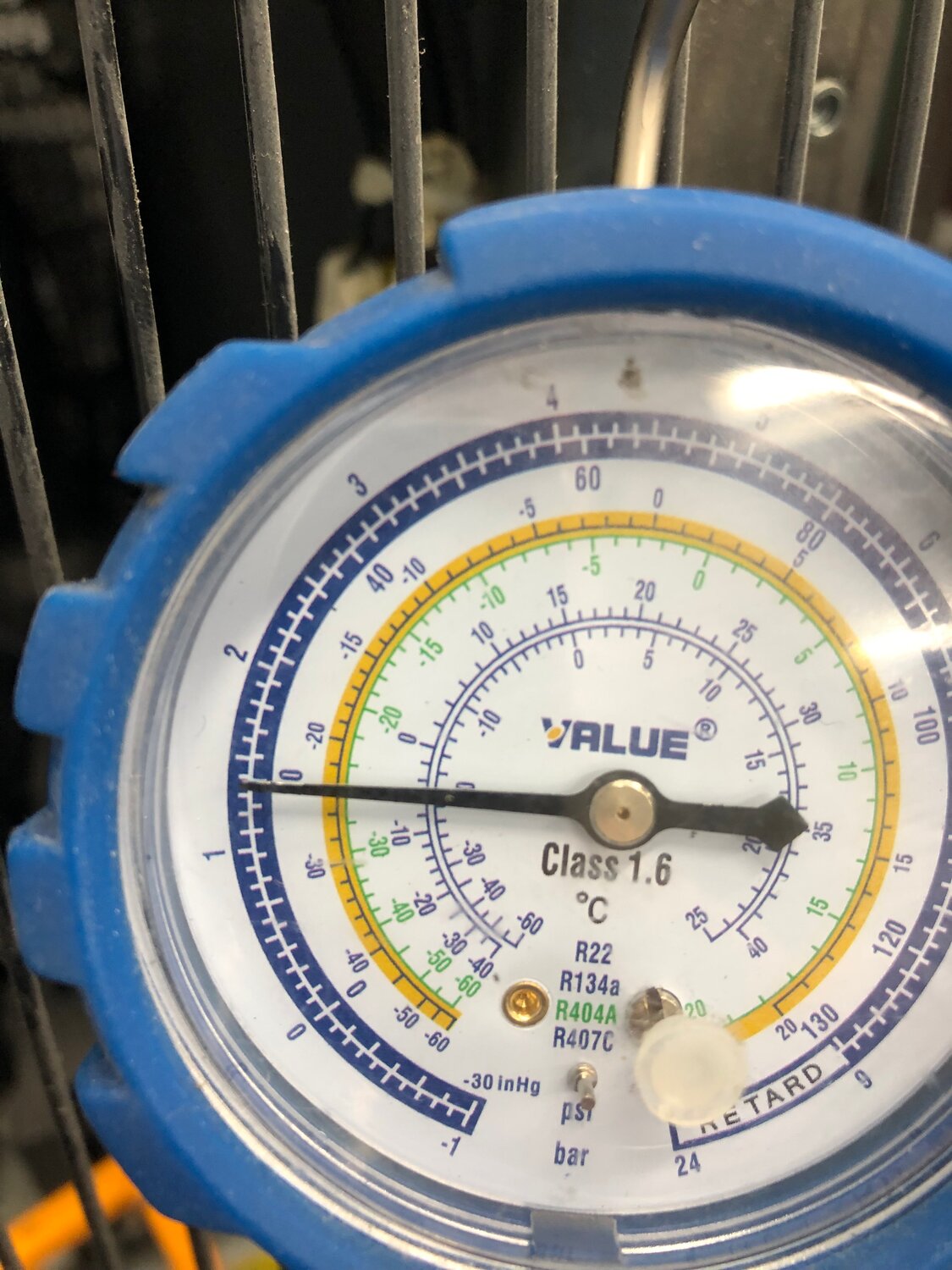 манометрический коллектор vmg-2-r134a ( r134a) value, манометр низкого давления cbl-68 value, манометр для фреона, манометр 1талик value vmg-1-u-l низкий ( в коробке 24шт), манометр для 134 фреона