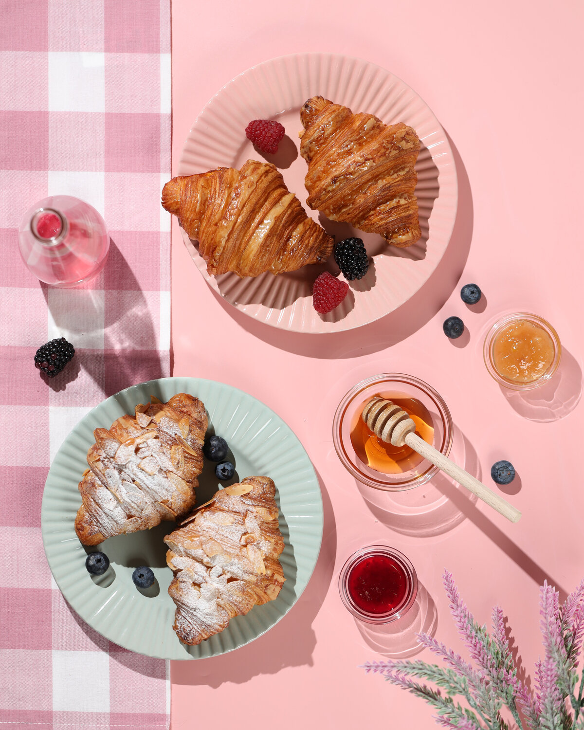 круассан, французский круассан, завтрак с круассаном, французская кухня круассаны, круассан классический