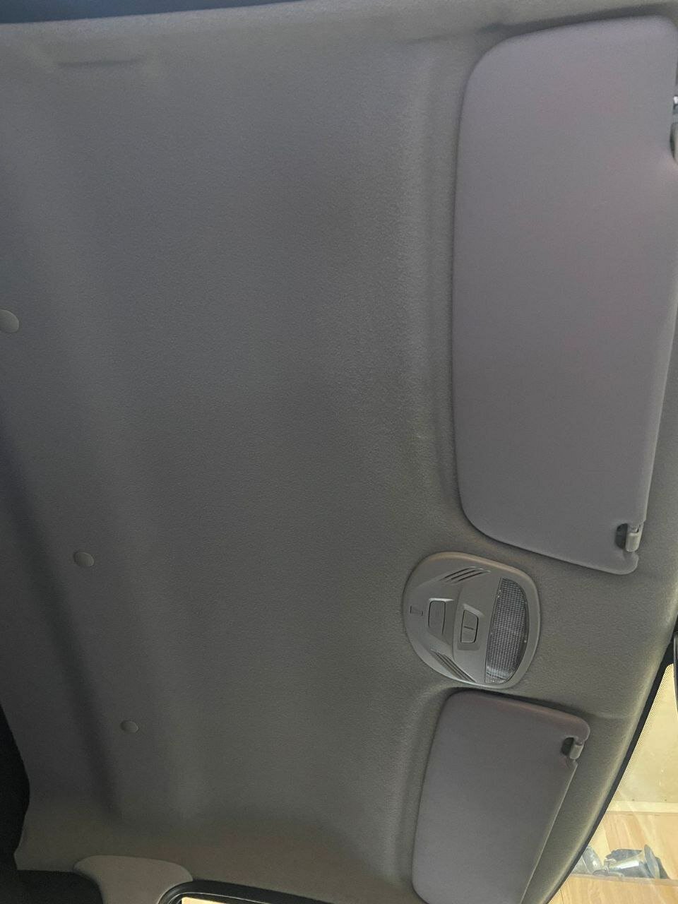 потолок, обшивка потолка, форд фокус 1 потолок универсал, opel vectra c потолок, консоль потолочная тойота ленд крузер 105