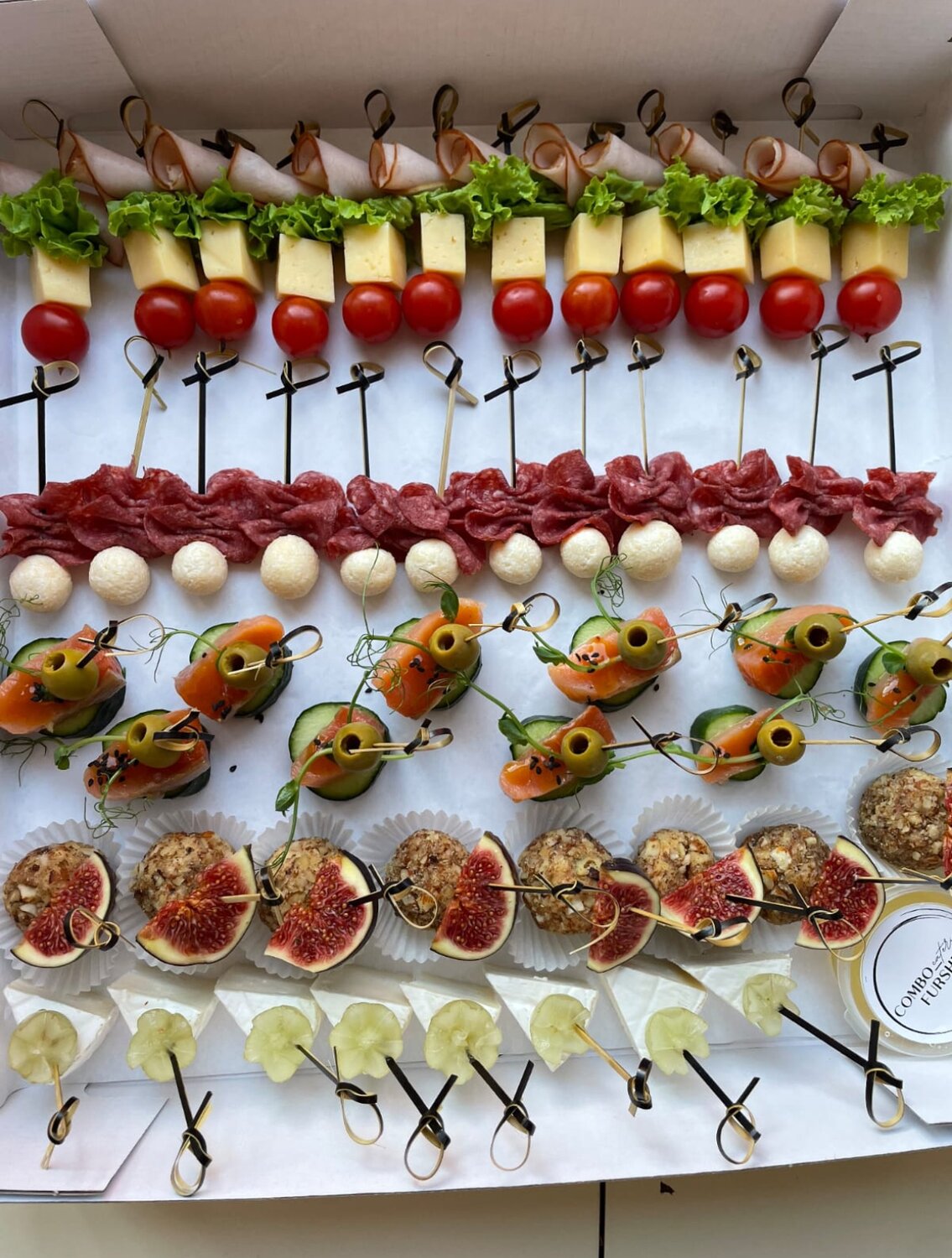фуршетные закуски, закуски, закуски канапе, мини закуски для фуршета, закуски кейтеринг