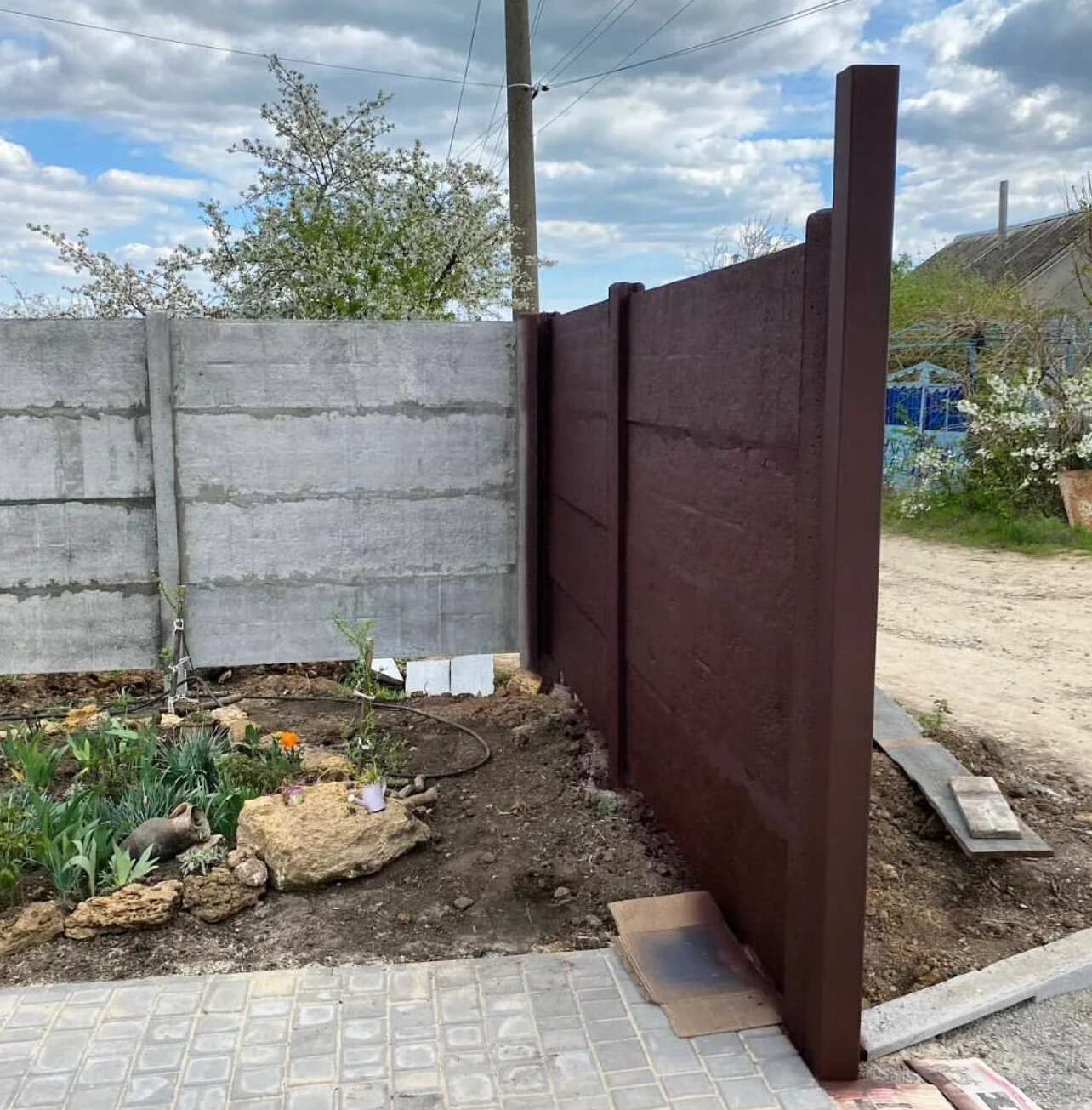 сборный бетонный забор, забор из плит бетонных, бетонный забор, сборный забор из бетонных панелей, забор бетон