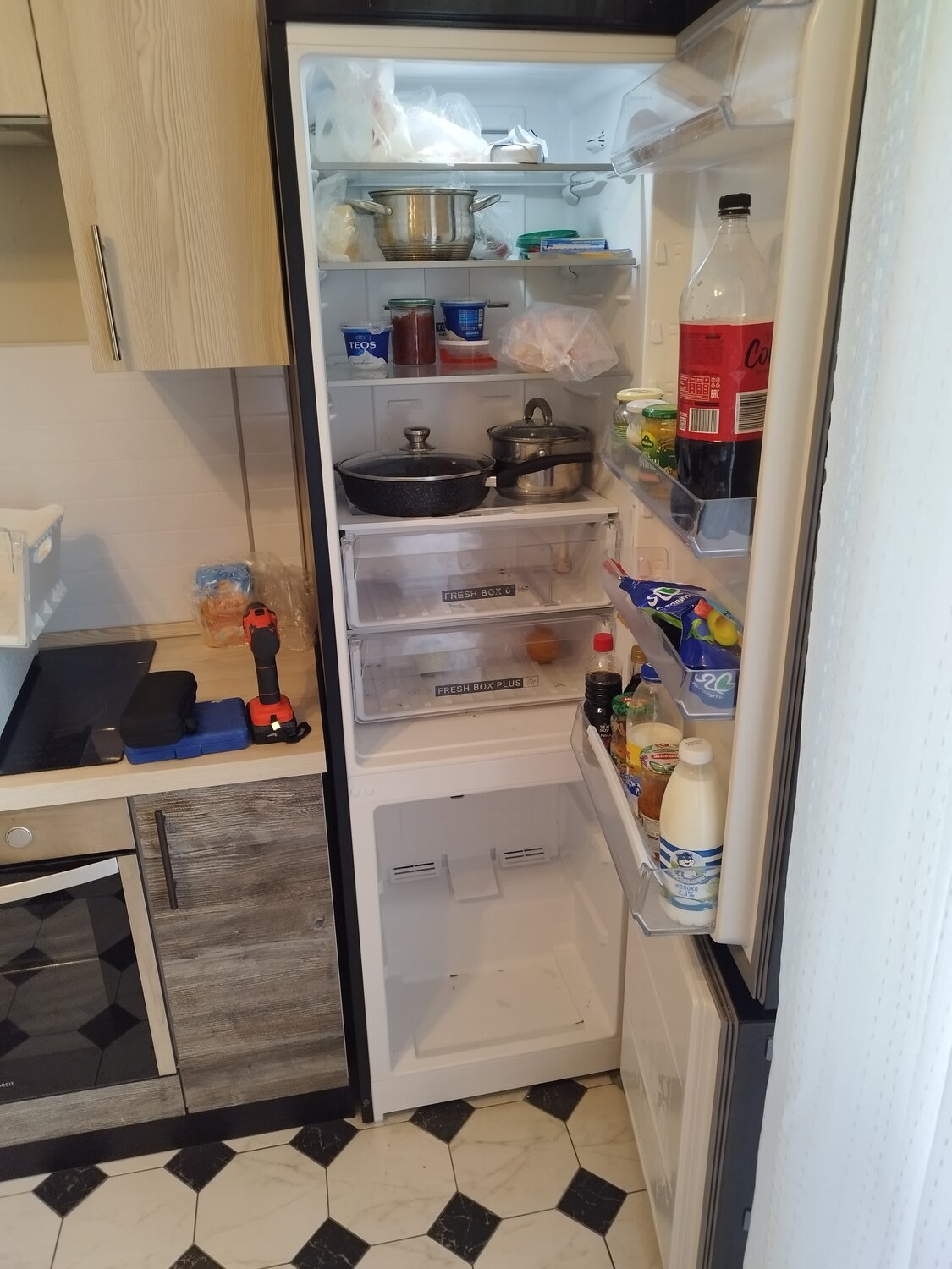 встроенный холодильник, встраиваемый холодильник, холодильник, встраиваемый холодильник beko bcna306e2s, двухкамерный холодильник