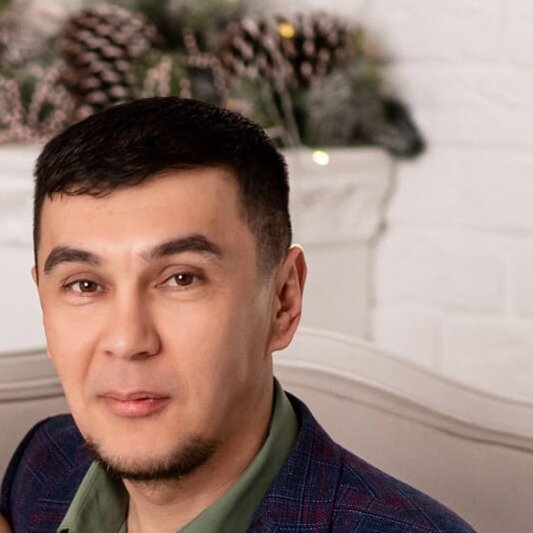 Асхат Бикмурзин