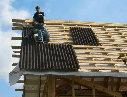 монтаж кровли из ондулина, укладка шифера на крышу, кровля из ондулина, монтаж кровли, ондулин на крыше