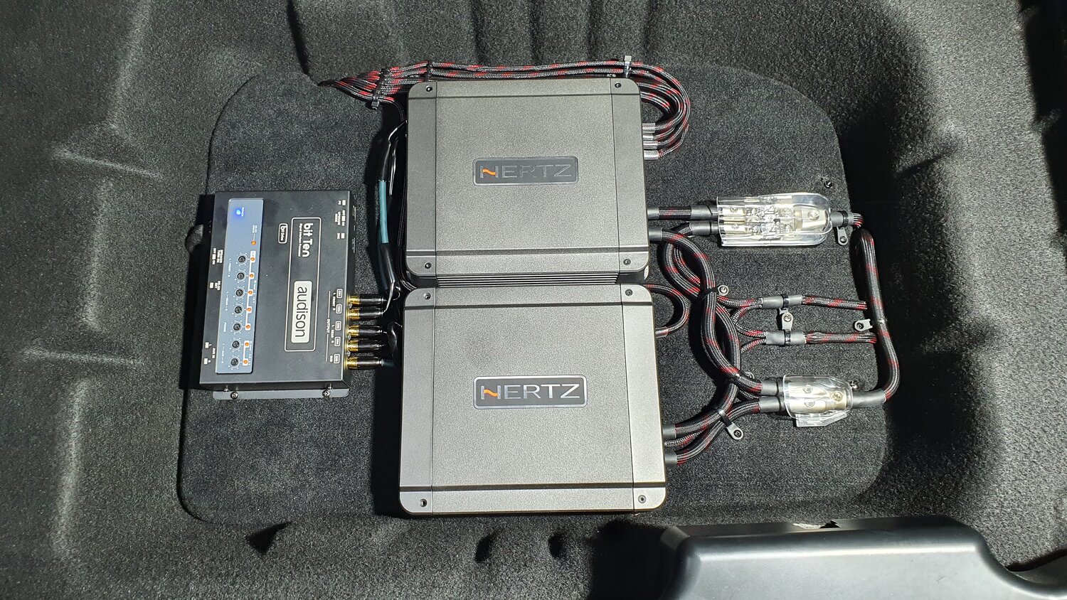 hertz hcp 1d, усилители, автозвук, установка усилителя, подключение усилителя
