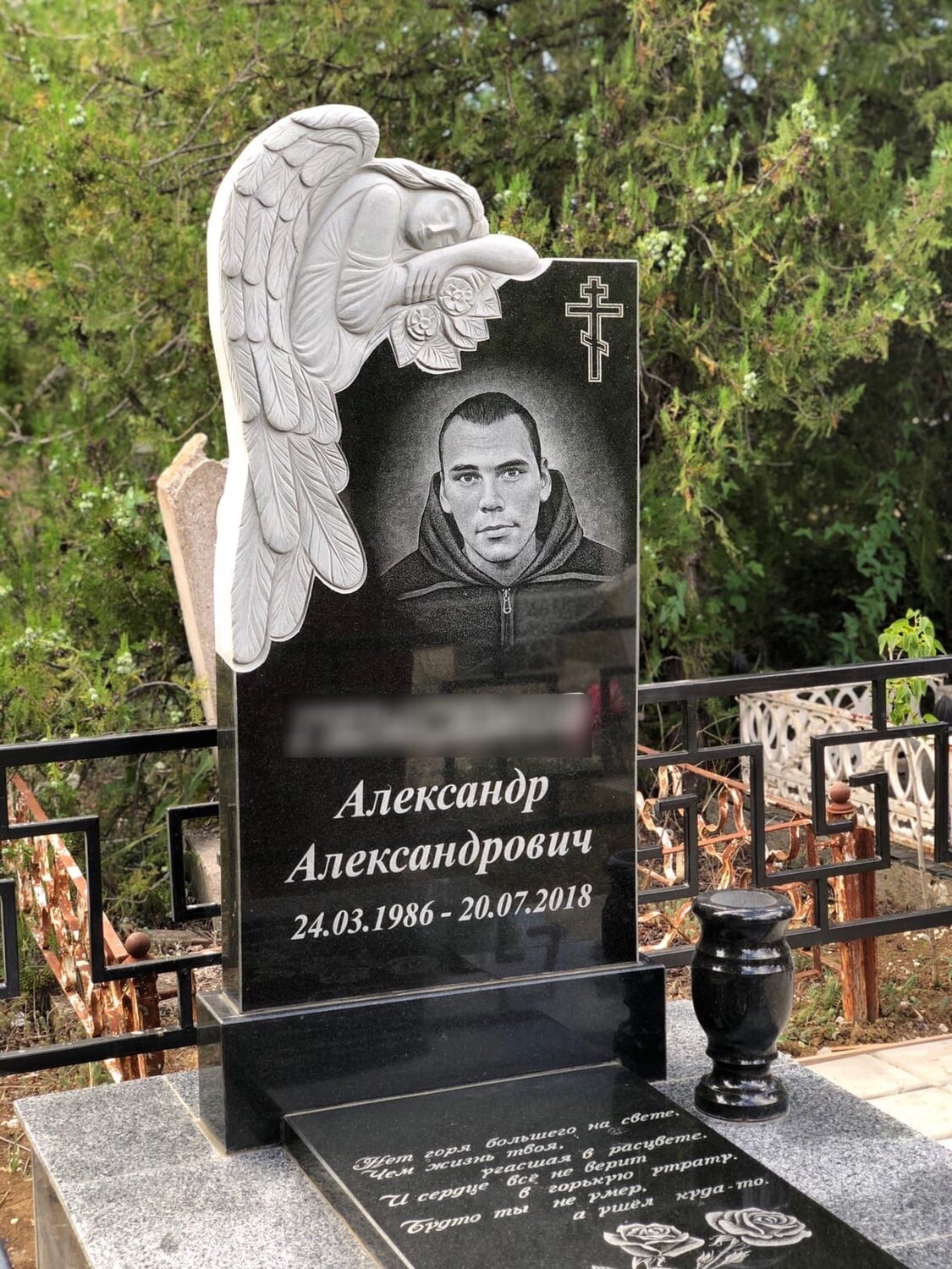 памятник, надгробные памятники, памятник для мамы на могилу, гранитные памятники, красивые памятники