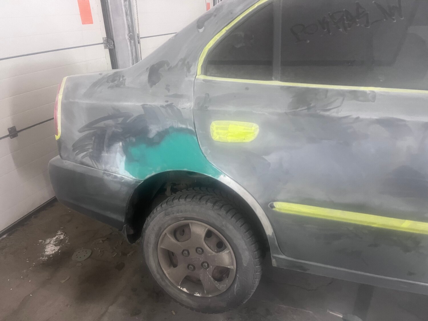 шпатлевка для авто, шпатлевание кузова автомобиля, подготовка авто к покраске, шпаклевка авто, покраска