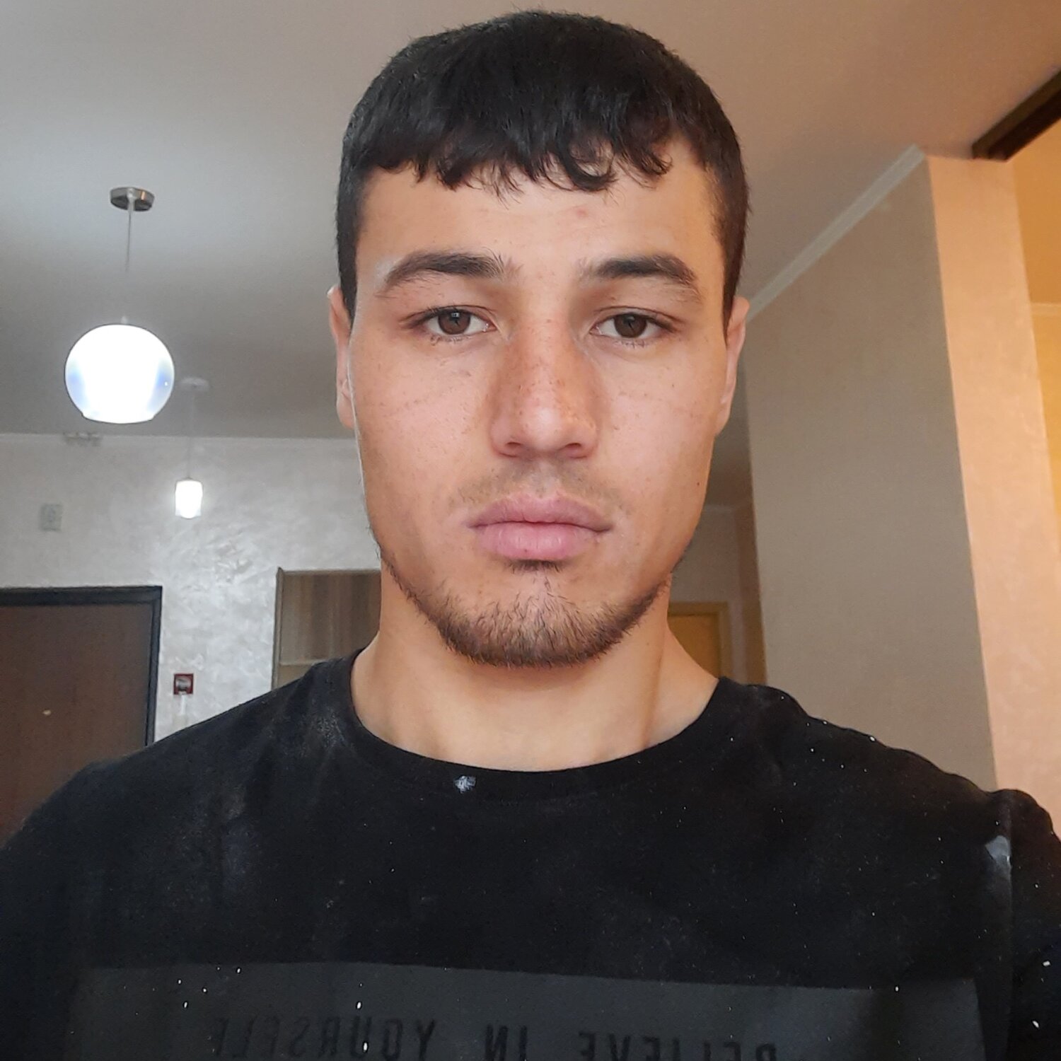 Анвар Ашуралиев