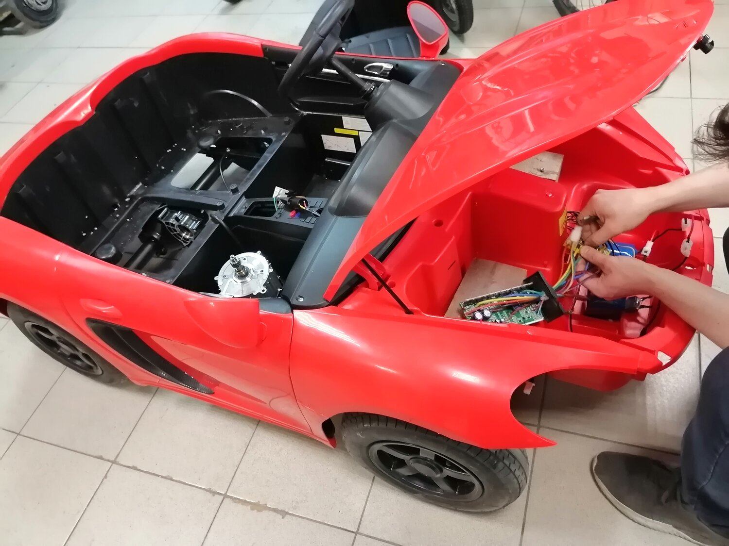 детский электромобиль, электромобиль porsche cayman ysa021 (toyland) красный, электромобиль, детский электромобиль ferrari f8, электромобиль м5