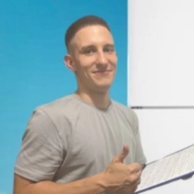 Владислав Хальзов