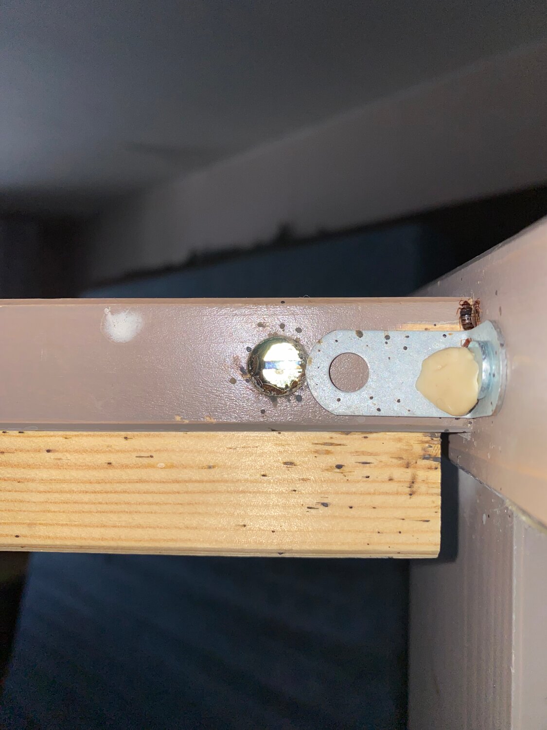 мебель, крепление для шкафа на стену, крепление, скрытое крепление, крепление для шкафа