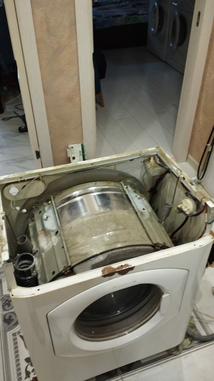 стиральная машина аристон, стиральная машина бу, разобранная стиральная машина, стиральная машина ремонт, стиральная машина