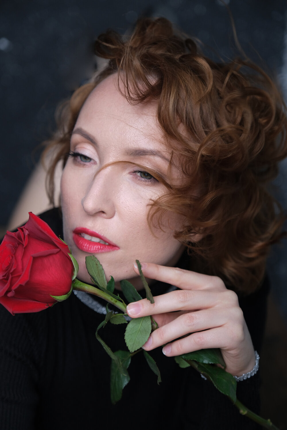 ксения кутепова, девушка, елена новикова актриса, женщина, человек
