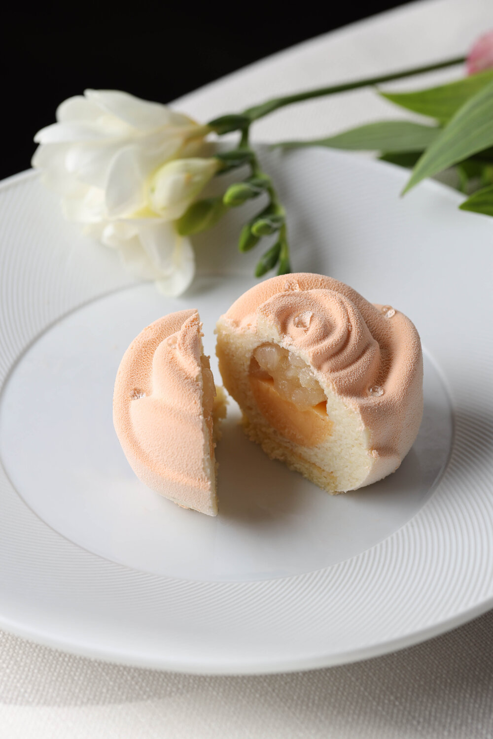 десерт роза, десерт торт, муссовый торт роза, десерт, декор торта безе