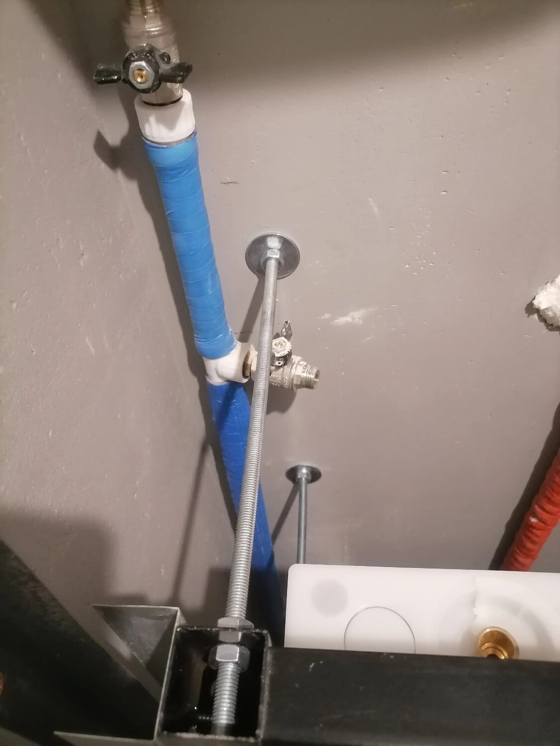 водоснабжение, водопровод в доме, отопление водоснабжение, разводка воды в доме, сантехника