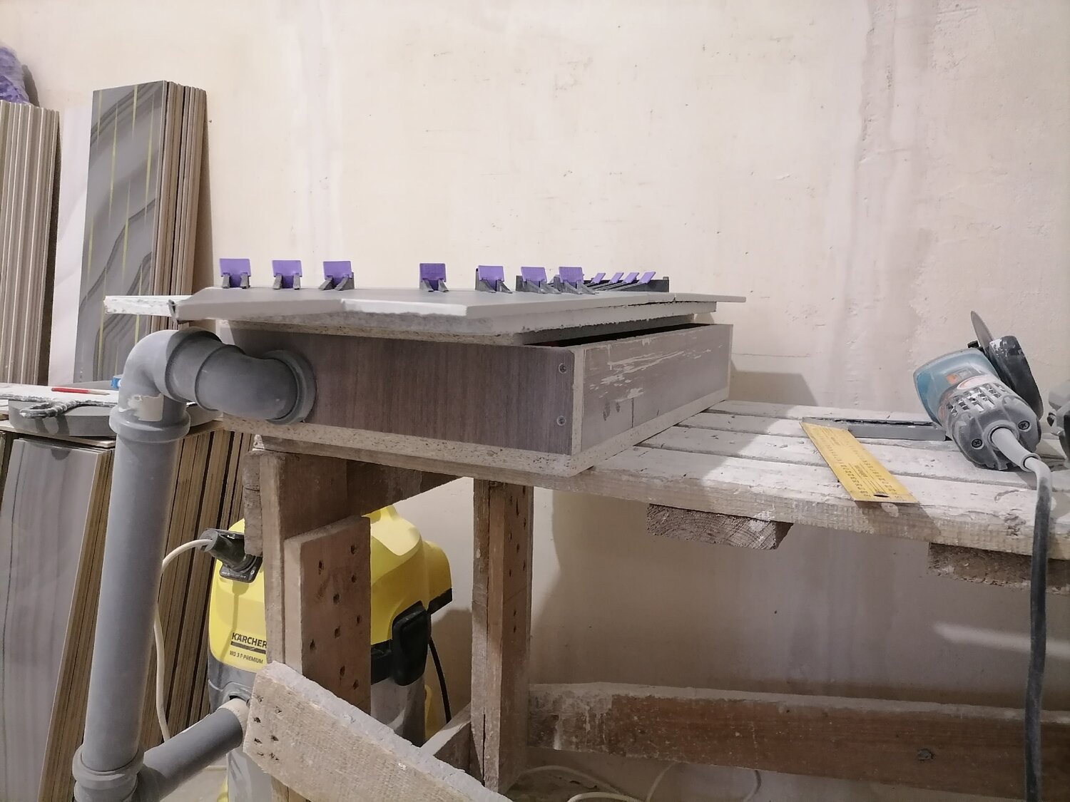 слив для поддона душевой кабины, душевой трап под 110 трубу, система стружкоудаления в мастерской, мебель, система стружкоудаления из канализационных труб