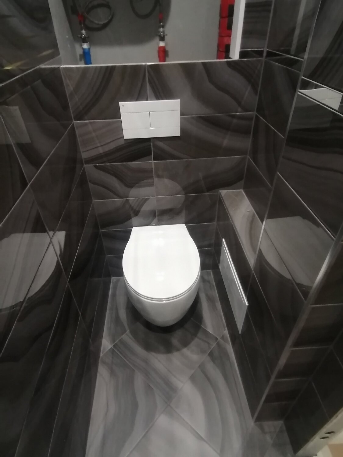 дизайн туалета, туалет, отделка туалета, дизайн туалета с инсталляцией, туалет керамогранит с инсталляцией